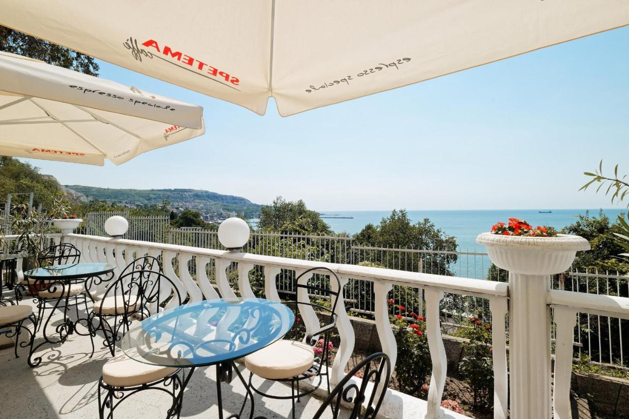 Hotel Iceberg Balčik Exteriér fotografie
